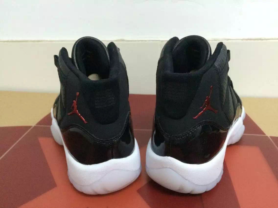 Air Jordan 11 GS 72-10