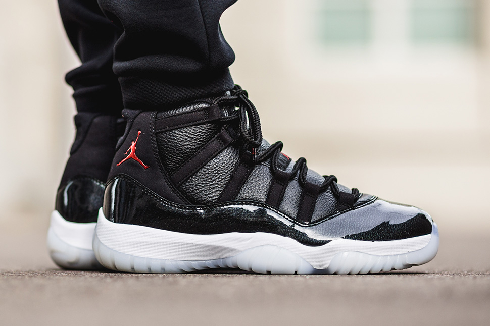 Air Jordan 11 72-10 378037-002